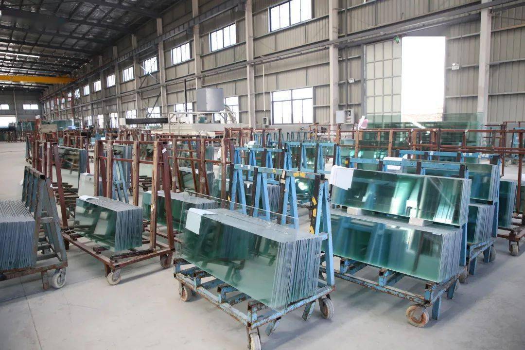 福建名玻玻璃生產線馬力全開 企業(yè)管理聚焦主戰(zhàn)場開發(fā)區(qū)行動